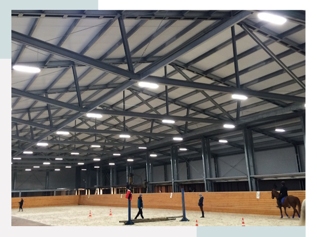 Строительство конных манежей от 614 руб в Усинск