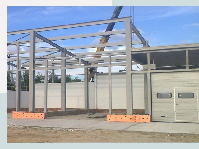 Строительство автосервисов от СтальСтрой-Снс по цене 614 руб.