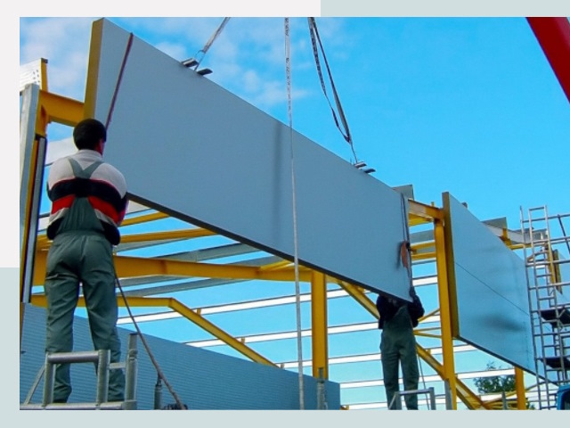 Монтаж сэндвич-панелей в Усинске от 614 руб.